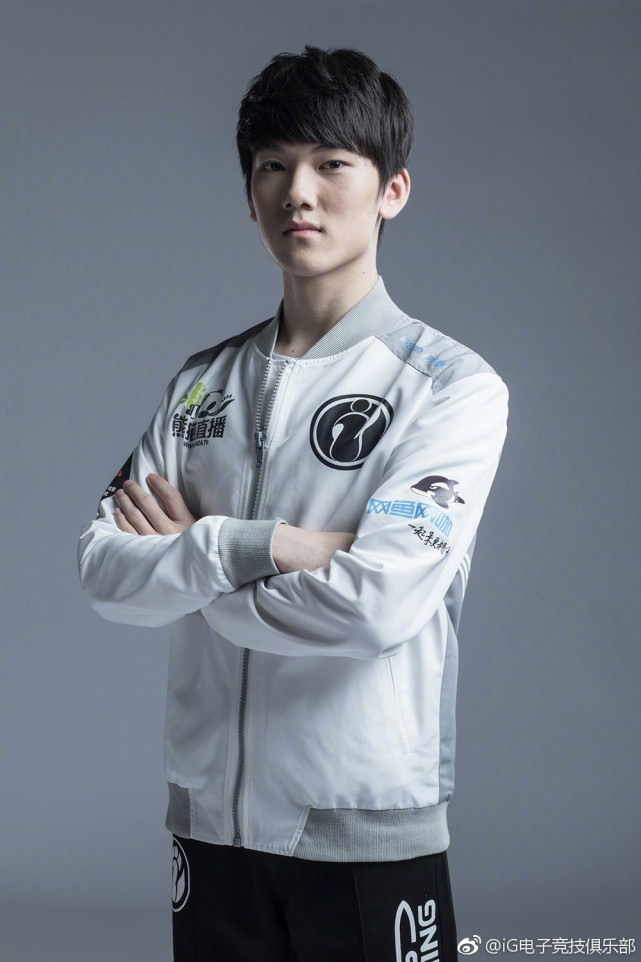 IG横扫100T,JackeyLove完成史诗逆转宿命之战小组赛,点燃全场激情 IG横扫100T,JackeyLove完成史诗逆转宿命之战小组赛,点燃全场激情